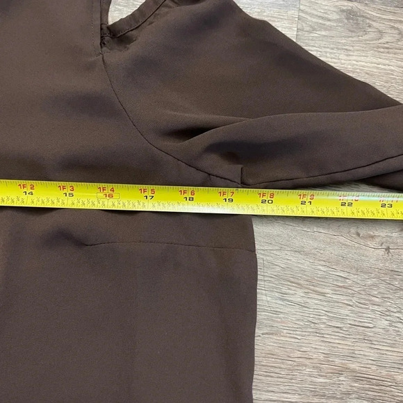 Chico’s • Cold Shoulder Long Sleeve Blouse - Picture 7 of 10